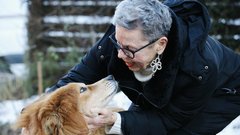 Anita Ogulin o ranjenih ljudeh: "Eni prodajo dušo hudiču, jaz sem jo zastavila ljubezni."