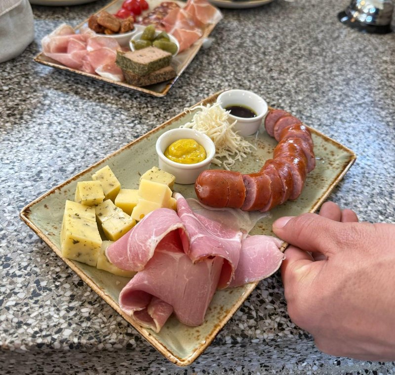 Kodila Gourmet in Bistro narezek