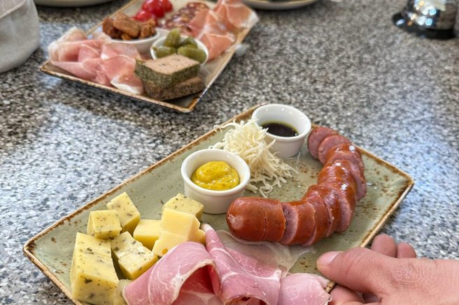 Kodila Gourmet in Bistro narezek