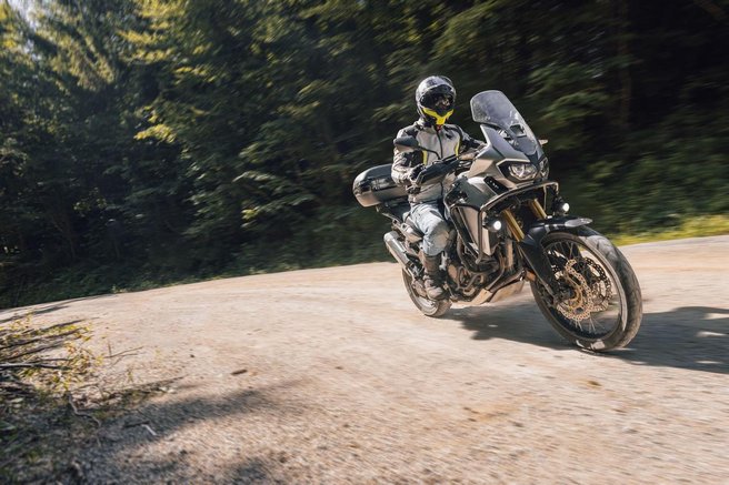 motor hrvaška vožnja morje kača gasilci