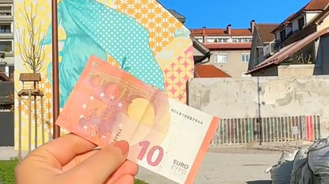 Vplivnica pokazala, kaj v centru Ljubljane dobite za 10 evrov (osupnili boste, za kaj je porabila več kot polovico!)