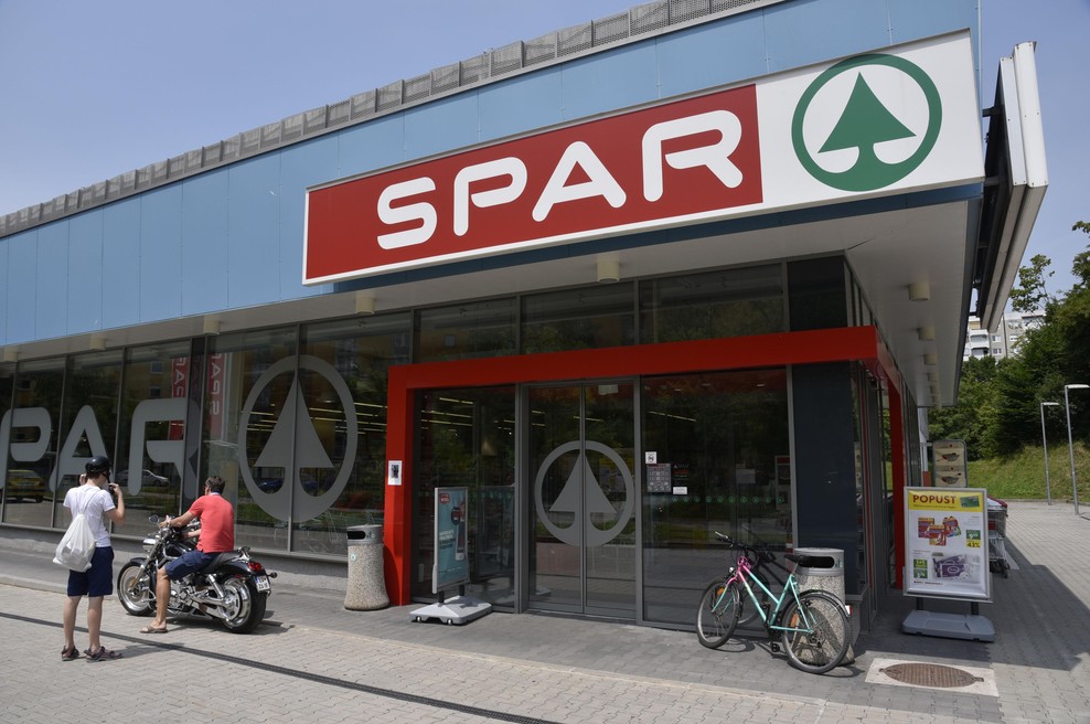Spar s trgovskih polic umaknil ta izdelek (foto: Bobo)