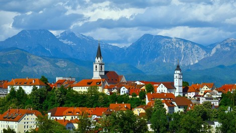 Poletje v tem slovenskem mestu bo polno glasbe, hrane in umetnosti