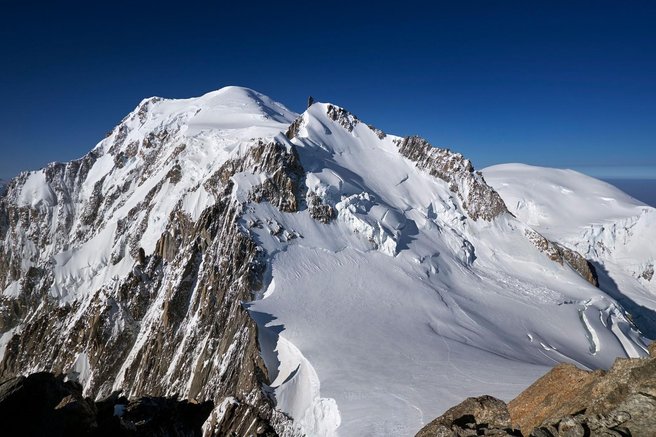 Nov rekord na Mont Blancu. Alpinist podrl časovni mejnik, ki se je zdel nemogoč