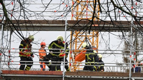 smrt Nemčija tragedija gradbišče 3 mrtvi