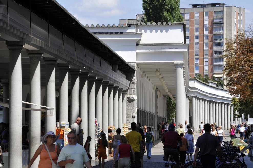 Šok: priljubljen lokal na ljubljanski tržnici bo še nekaj časa zaprt, to je razlog (foto: Tina Kosec/Bobo)