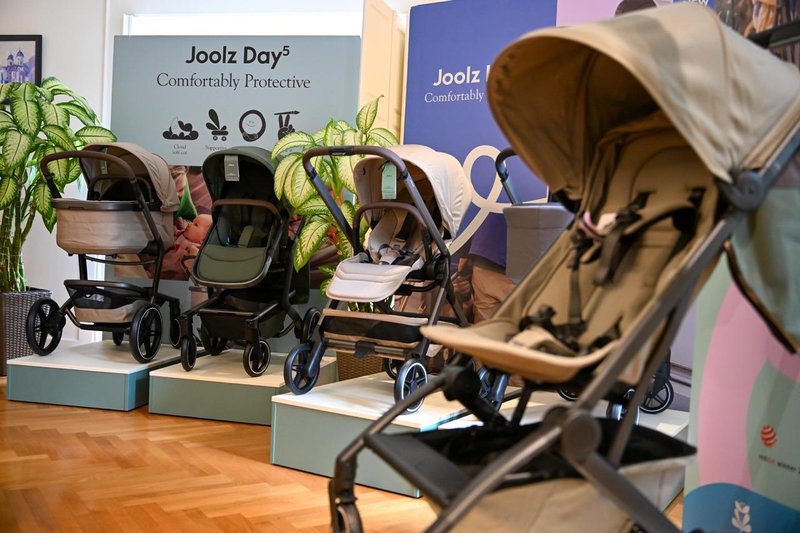 Baby Center otroški voziček Joolz Aer2 novost