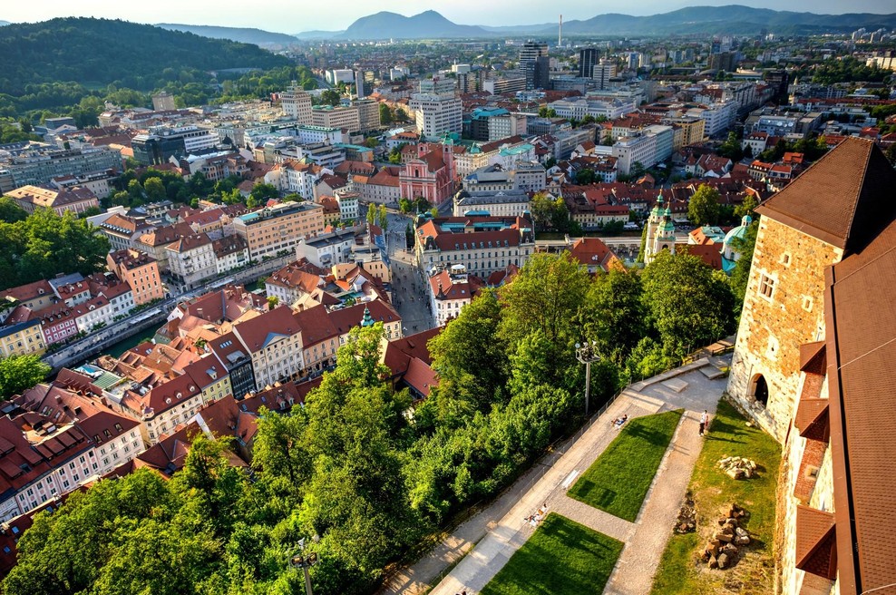 Pol milijona Slovencev živi v stavbah, ki bi se ob potresu lahko zrušile (foto: Profimedia)