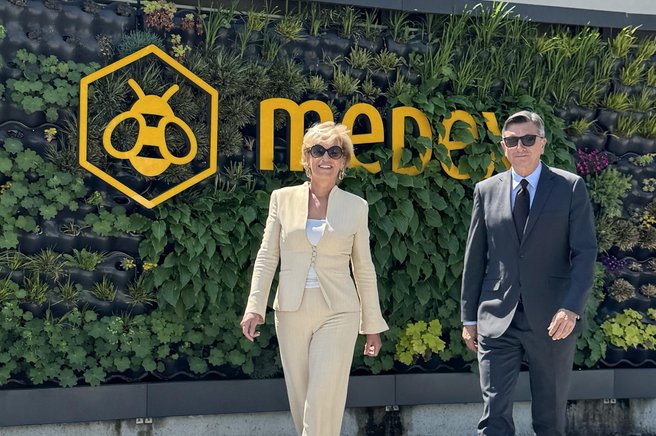 Sodelovanje, ki presega meje običajnega: Borut Pahor in Medex v kampanji "KEEP IT REAL. KEEP IT NATURAL." – Za tiste, ki si upajo biti naravni