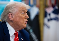 Donald Trump ukazal zbiranje zasebnih podatkov Američanov in za to namenil goro denarja