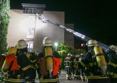 Sredi noči v bolnišnici izbruhnil požar: umrli so trije ljudje, več kot 50 je poškodovanih
