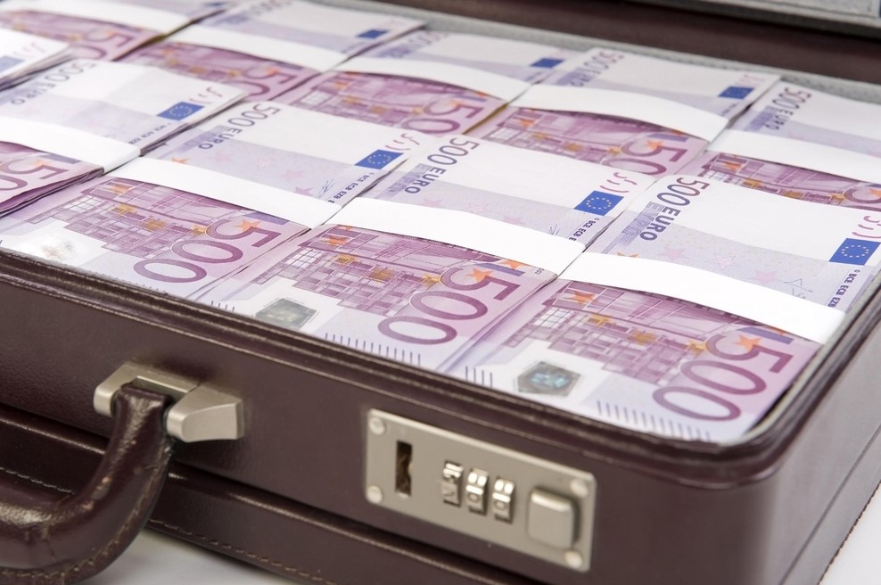 Milijonska goljufija pri pridobivanju evropskih sredstev: osumljenci naj bi nezakonito pridobili 1,5 milijona evrov (foto: Profimedia)