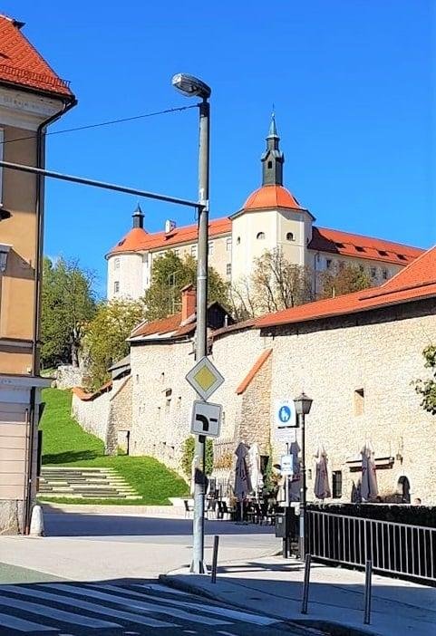 Pr'Pepet gostilna Skofja Loka grad