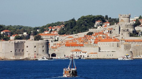 Hrvaška in Črna gora bližje: Katamaran povezal dve turistični mesti