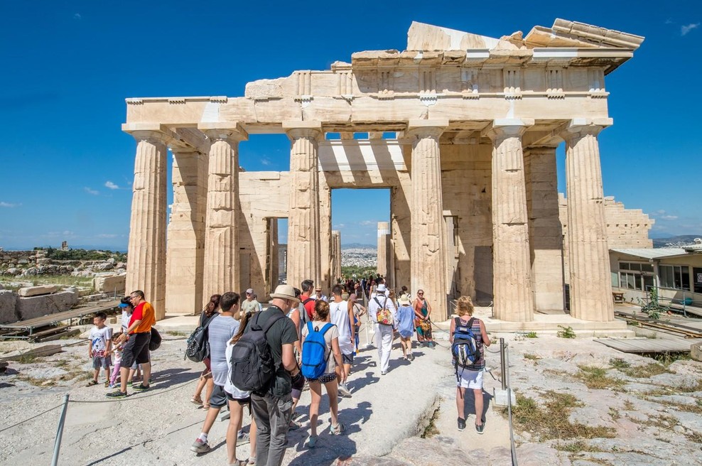 Turisti v Atenah (foto: Profimedia)