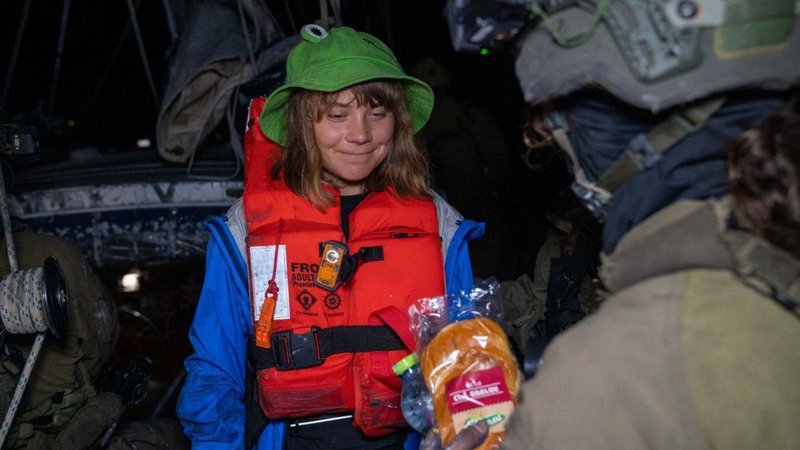 Greta Thunberg, vojska