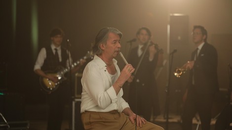 Magnifico singel Korak po korak videospot