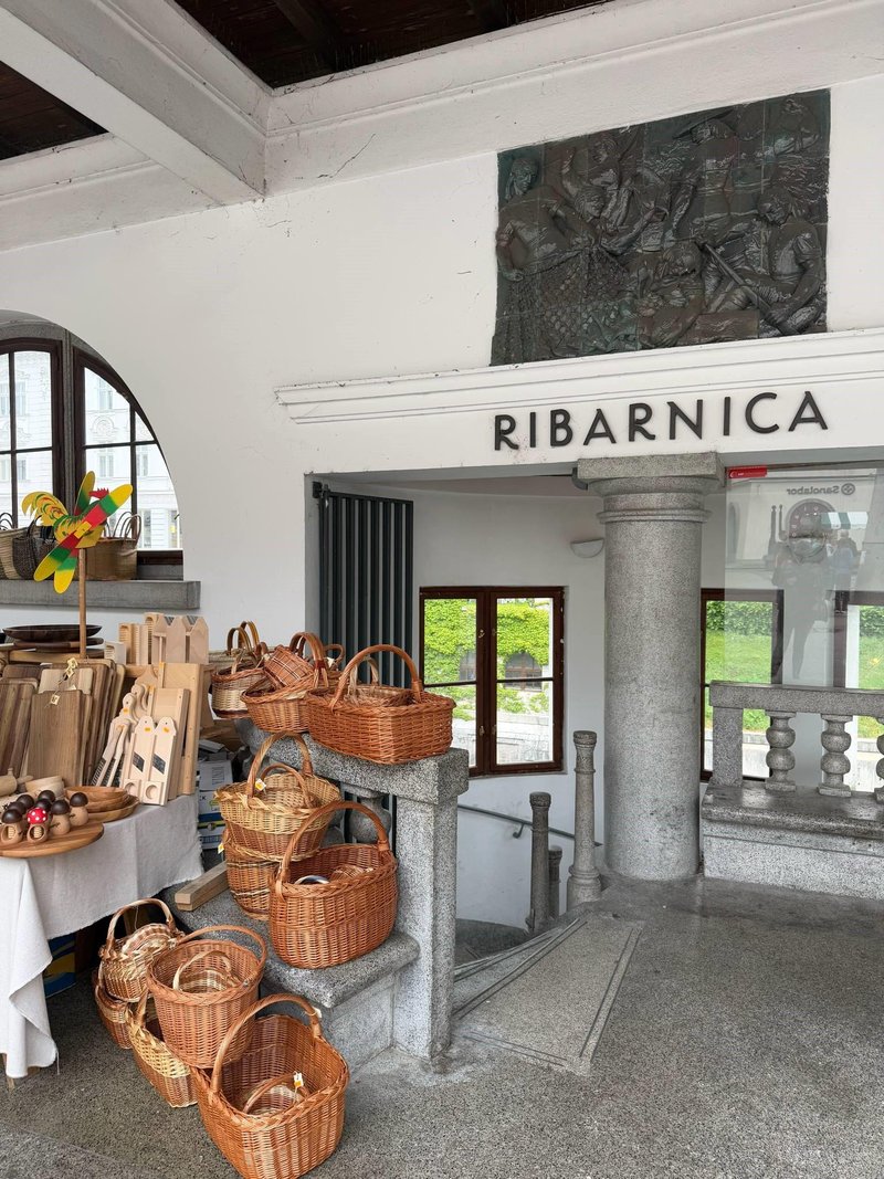 Plečnikova trznica arkade
