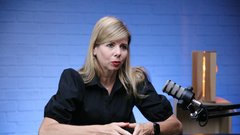 Bralcem MM po njenem mnenju veliko pomeni občutek prestiža, ki jim ga ponuja kakovostna revija.