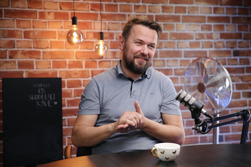 Marko Pavčnik metropolitan podkast živa avžner ob skodelici kave
