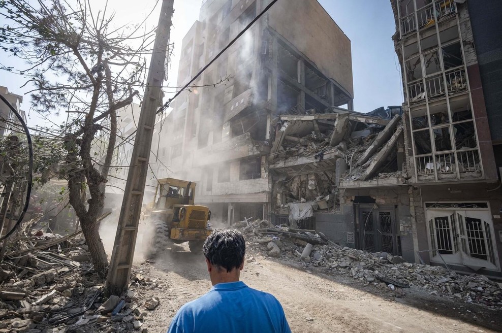 Razmere se nevarno zaostrujejo: Iran napad Izraela označil za vojno napoved (foto: Profimedia)
