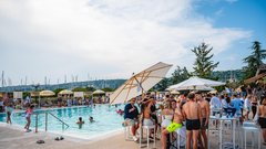 Smashy beach club zabava