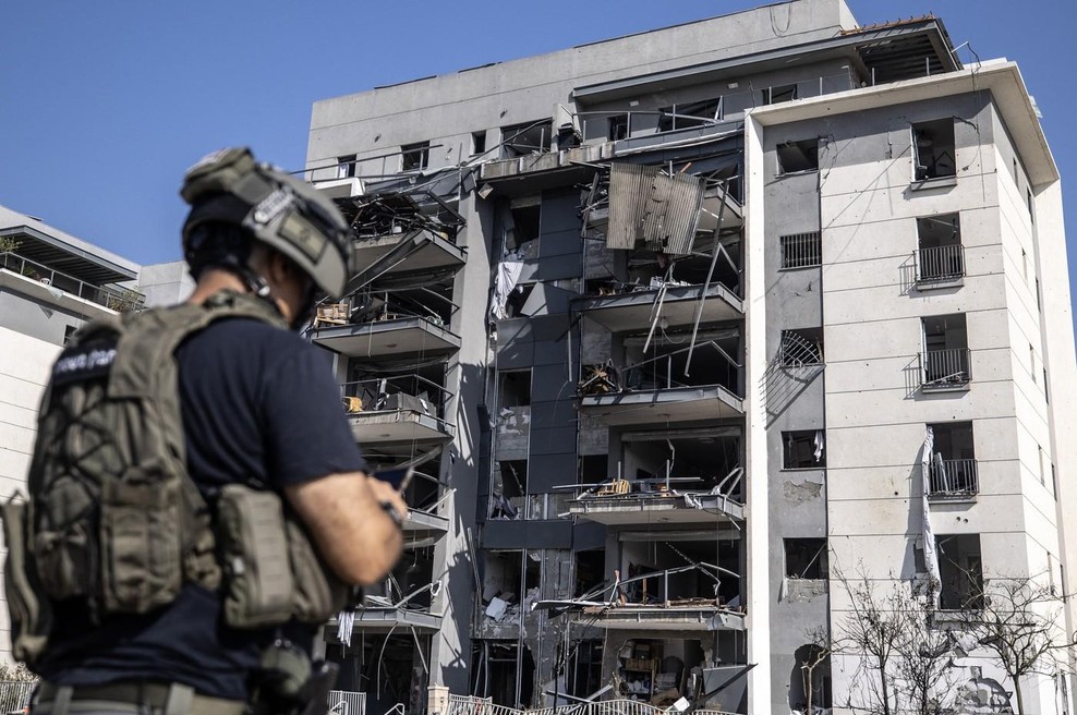 Izrael in Iran sprožila nove napade, več ljudi ranjenih (foto: Profimedia)