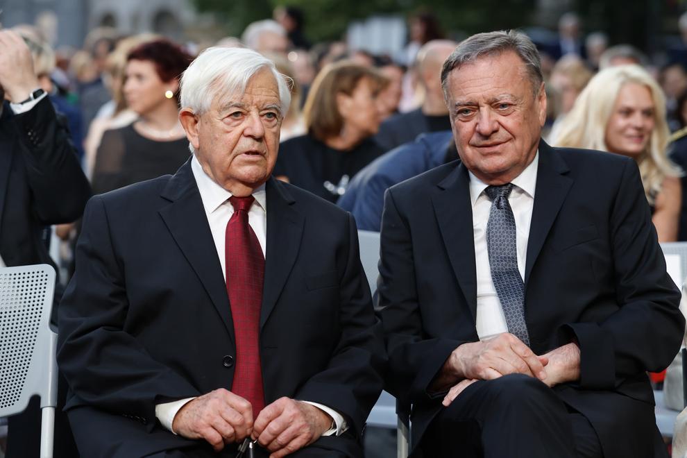 Prireditve se je udeležil ves državni vrh, med njimi tudi nekdanji predsednik Slovenije Milan Kučan in ljubljanski župan Zoran Janković.