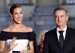 Na osrednji državni proslavi vse oči usmerjene v Tino Gaber: nosila je prav posebno obleko (FOTO)