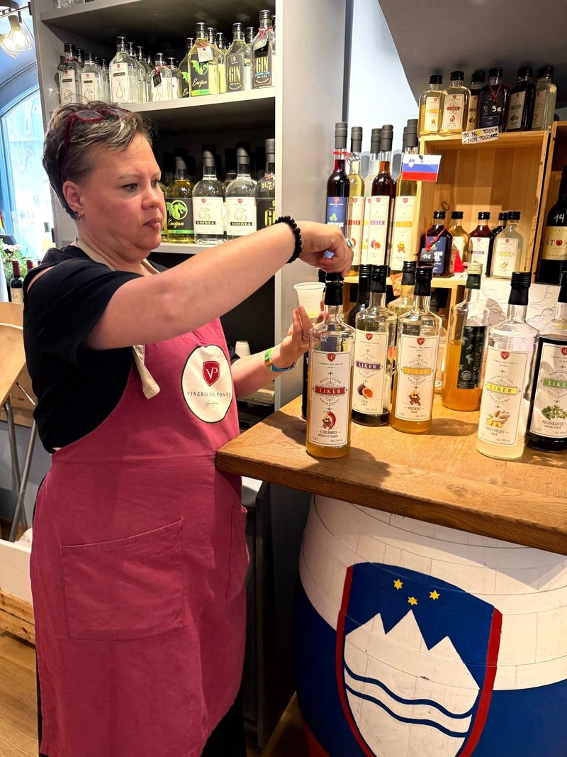 Vineria del Ponte vinoteka Stara Ljubljana degustacija