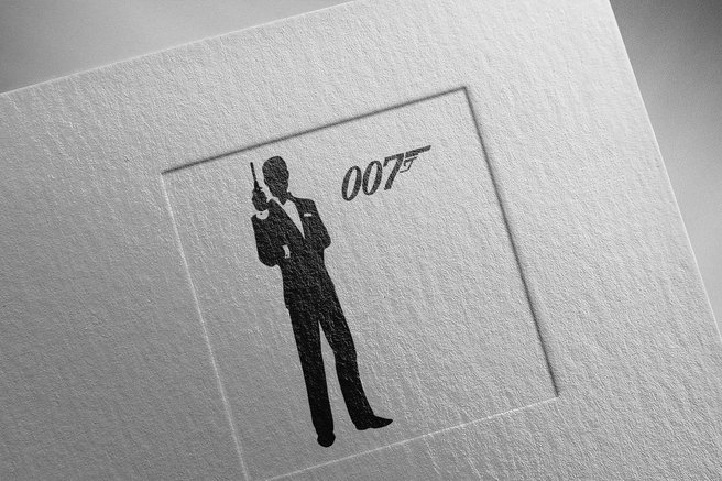 Konec ugibanj: Režiser Jamesa Bonda je znan, a identiteta novega agenta 007 še vedno vprašljiva