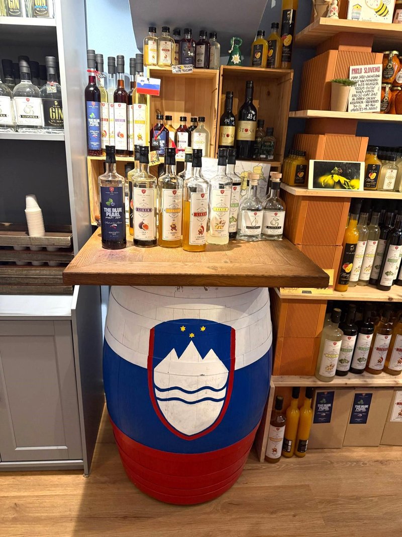 Vineria del Ponte vinoteka Stara Ljubljana degustacija