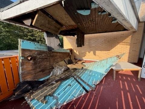 V ljubljanskem vrtcu se je zrušil strop: zaposleni niso mogli verjeti svojim očem (FOTO)