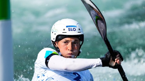 Eva Alina Hočevar