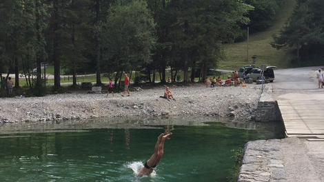 jezero lajšt