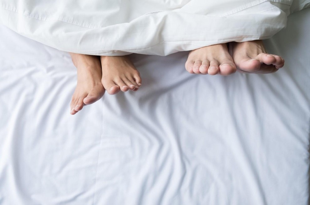 Koliko spolnih partnerjev je ravno prav? Mnenje o tem podali Slovenci in Slovenke, ki so brez zadrege stopili pred mikrofon (foto: Profimedia)