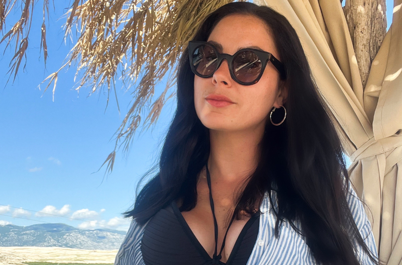 Ajda Mlakar voditeljica vremenarka planet 18