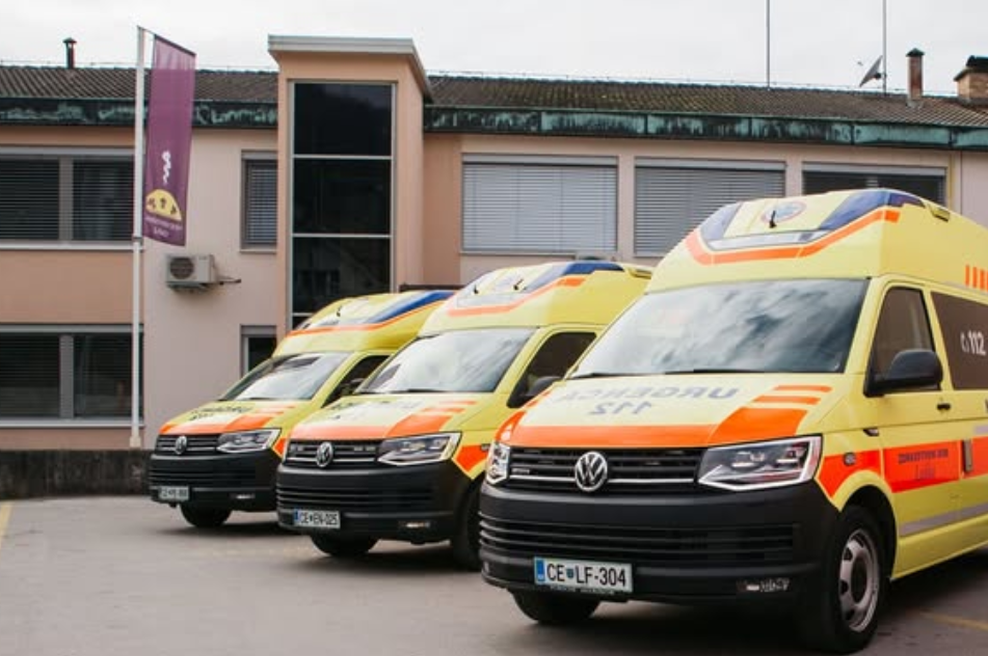 Specialna enota policije v zdravstvenem domu Laško: znano je, kaj se dogaja (foto: Facebook/Zdravstveni dom Laško)