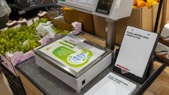spar kampanja "Kar kroži, nas povezuje" nakup brez embalaže in plastičnih vrečk