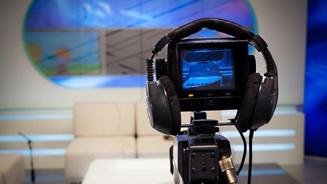 Dr. Phil TV studio novice televizija gospodarstvo bankrot denar