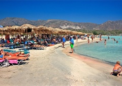 Kritikam ni videti konca: plaža na Mediteranu, nad katero se turisti stalno pritožujejo (FOTO)