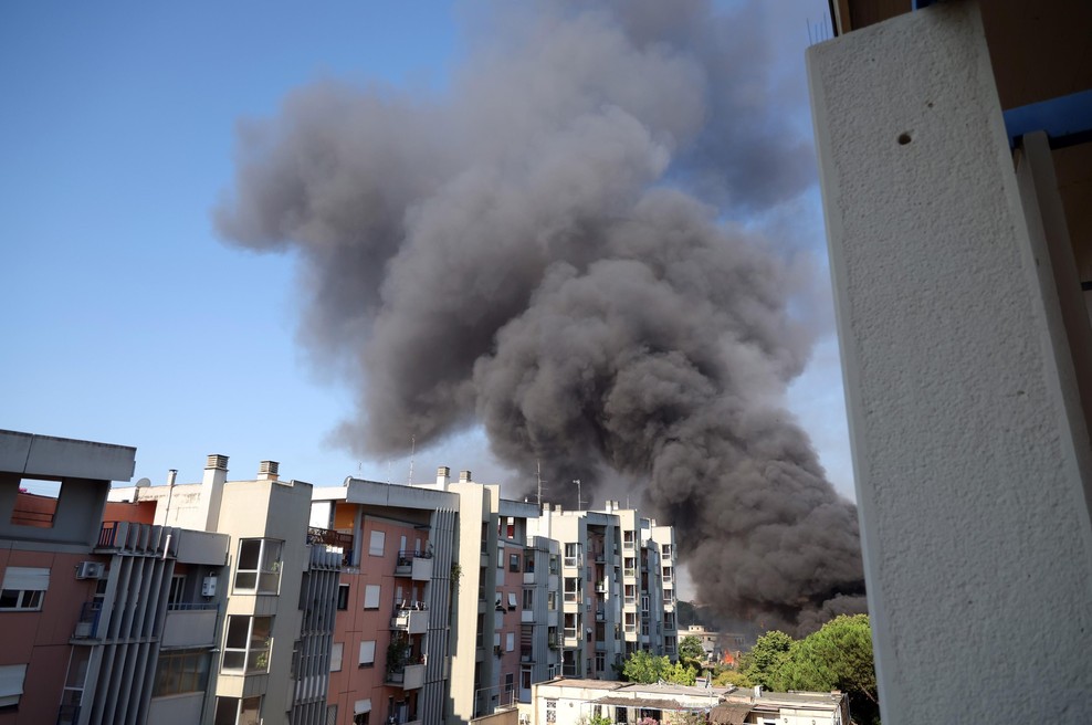 Močna eksplozija bencinske črpalke v Rimu: po spletu se širijo grozljivi posnetki (FOTO in VIDEO) (foto: Profimedia)