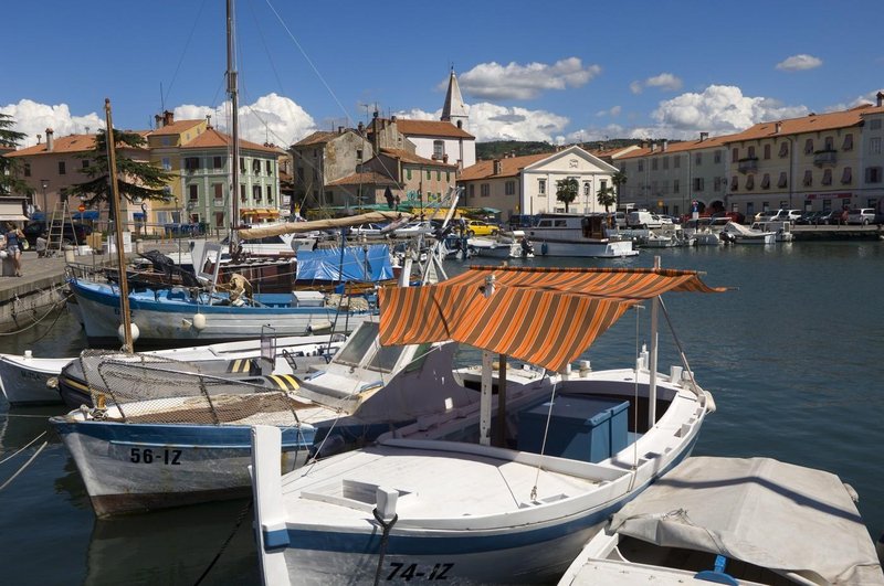 Izola