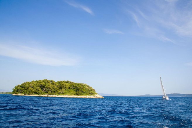 otok vis komiža hrvaška jadran jadransko morje ladja najdba potapljanje
