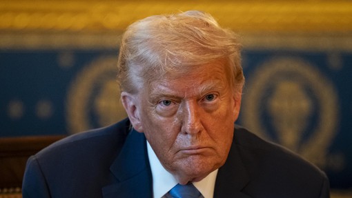 Donald Trump najavil nove carine: visokih carin bo deležna tudi Srbija