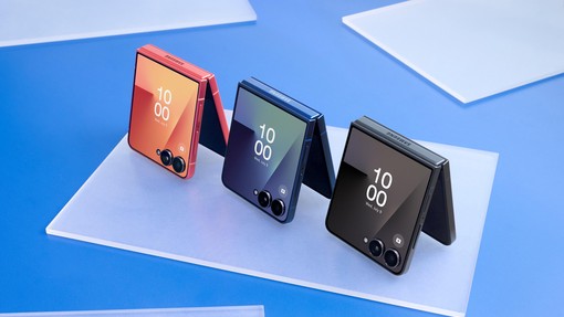 Samsung Galaxy Z Flip7: žepna naprava z napredno umetno inteligenco in novim zunanjim zaslonom FlexWindow od roba do roba