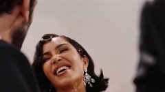 Kim Kardashian modna revija Balenciaga