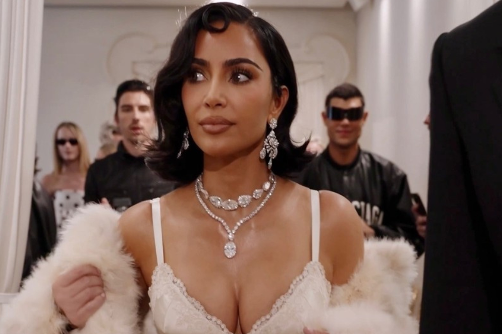 Kim Kardashian modna revija Balenciaga