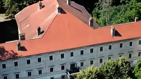 dvorec slovenija smlednik