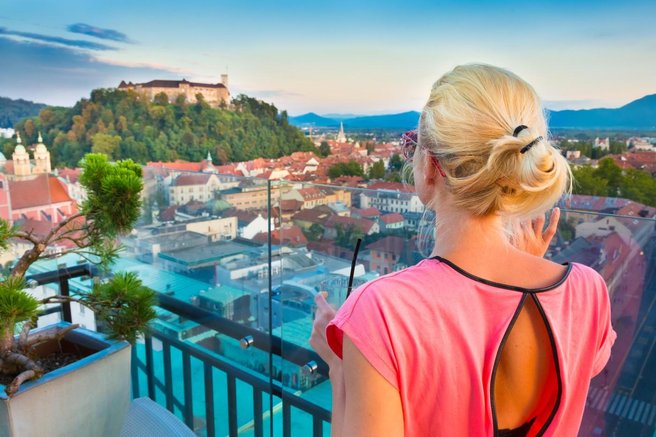 turistka Ljubljana Neboticnik
